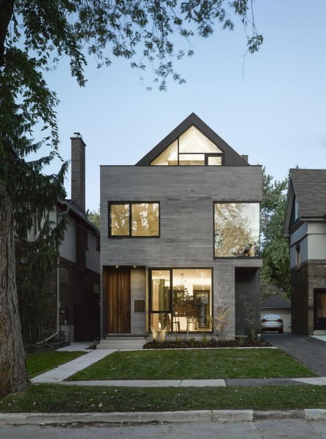 arquiteto casa estreito terreno baldio moderno erguido fachada cinza