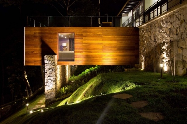 iluminação moderna casa florestal painéis de madeira para jardim