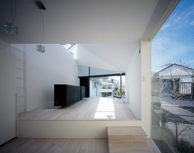 arrow house tokyo apollo architects glass walls