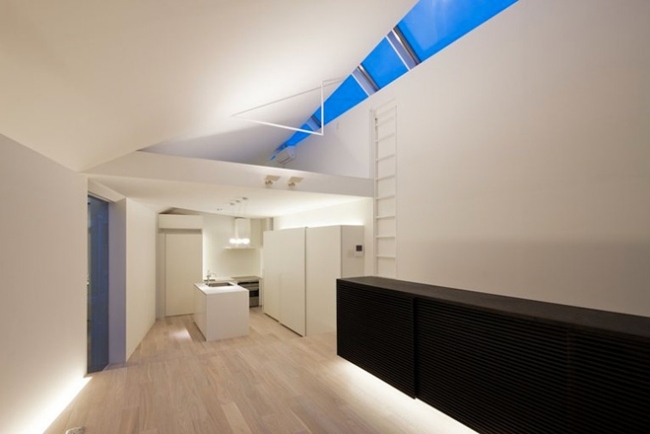 pequena casa residencial tokyo minimalism luzes brancas embutidas