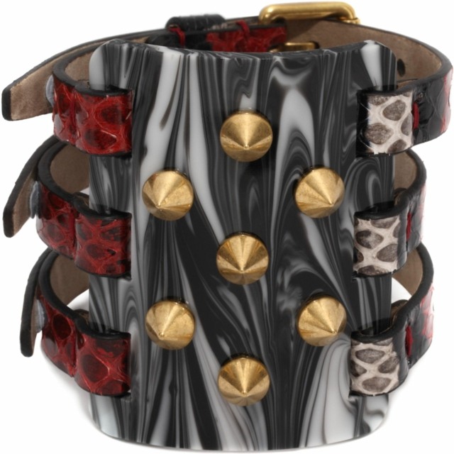 Bracelets-graphic-snake-motif-and-plexi-plate