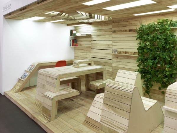 unidades modulares - plantas suspensas de madeira no escritório