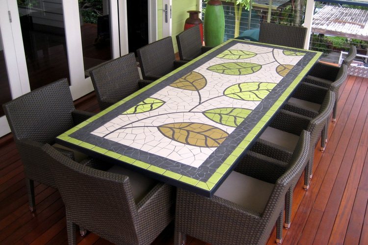 Mosaico-jardim-mosaico-mesa-folhas-de-árvore-motivos-móveis-antigos-embelezar