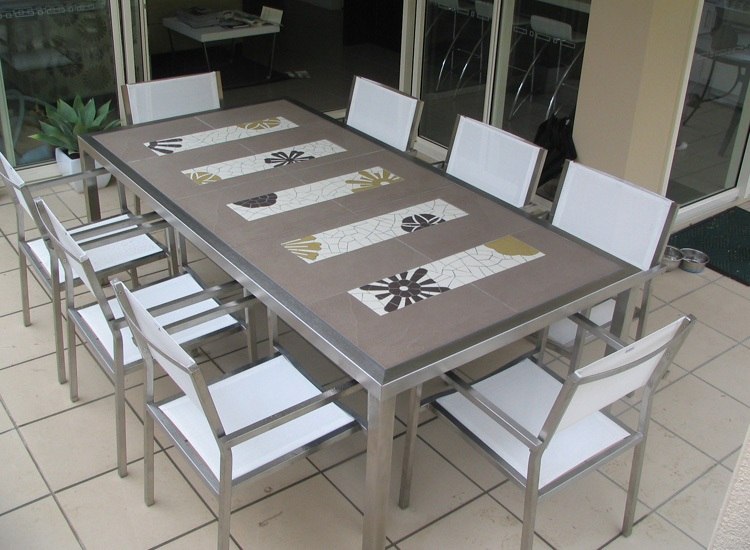 Mosaic-garden-mosaic-table-pattern-tiles-modern