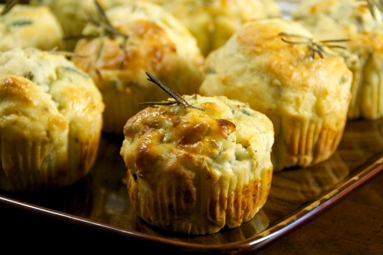 queijo de cabra-alecrim-muffins-delicioso