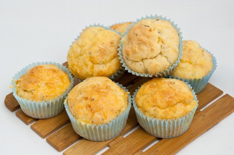 Muffins com receita de queijo-variedades-Schimmelkaese-Emmentaler-Gouda
