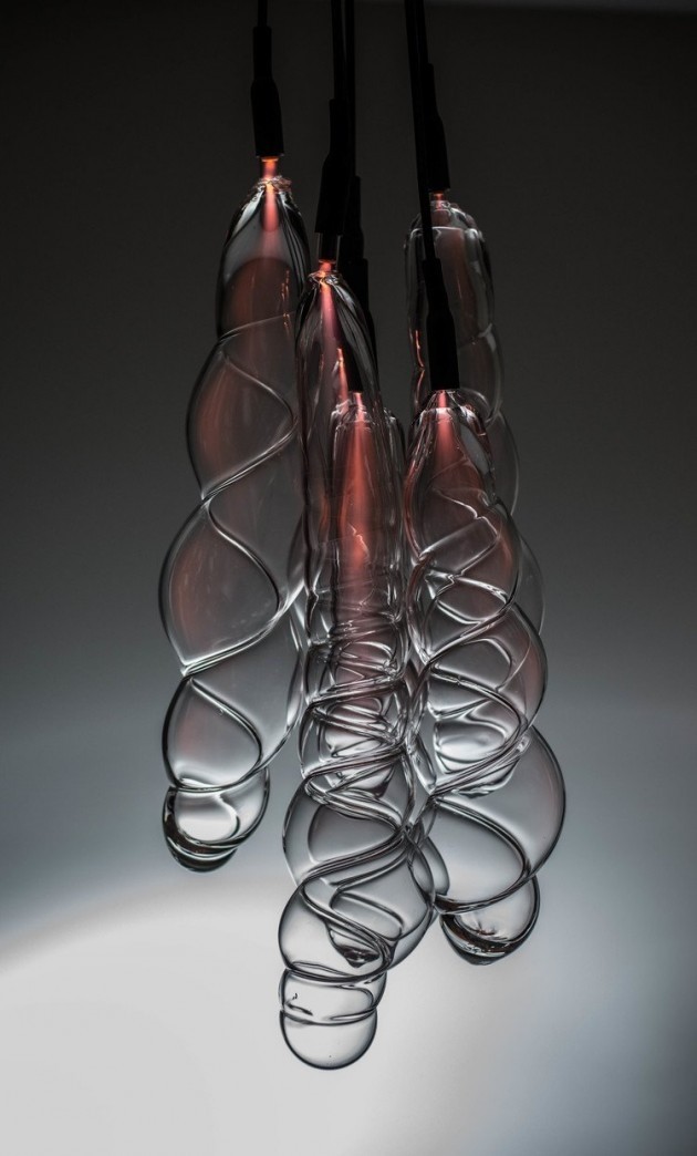 Decoração-incomum-pendant-lamp-made-of-hand-soprado-glass-slinky