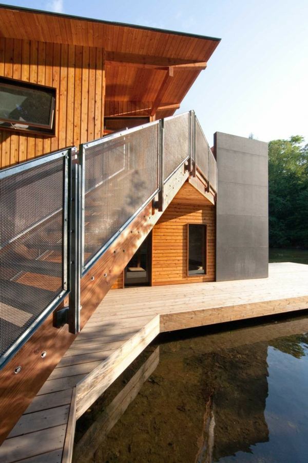 Fachada de madeira - design minimalista