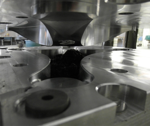 Beat-Karrer Design materiais orgânicos fluidos sólidos - processo de fabricação material moderno otimizado