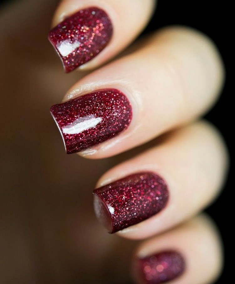 Nail-Design-Red-Glitter-Verniz