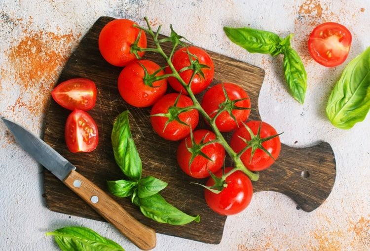 Tomate como uma alternativa para afinar o sangue à aspirina