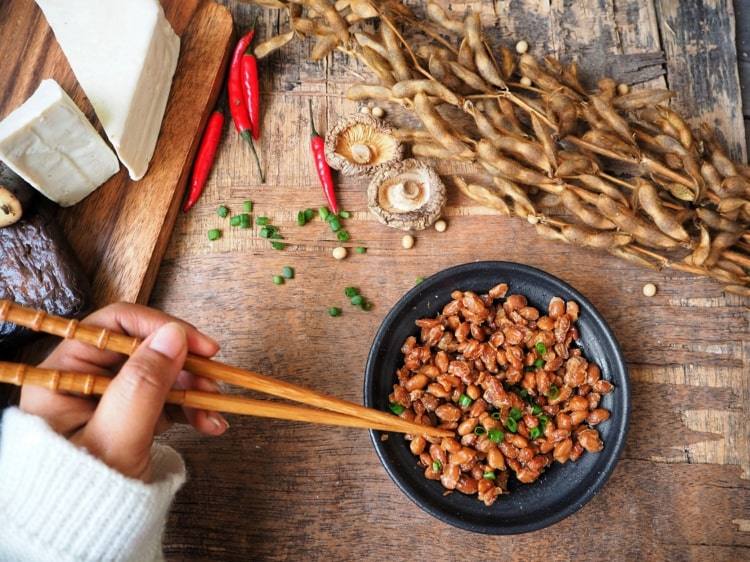 A nattoquinase vem da soja fermentada e é boa para o coração