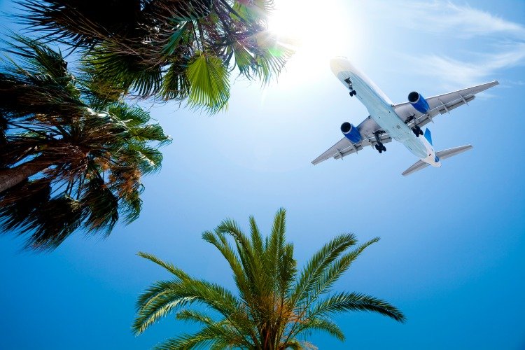 tirou proveito de viagens aéreas baratas para destinos de férias exóticos na baixa temporada de 2020