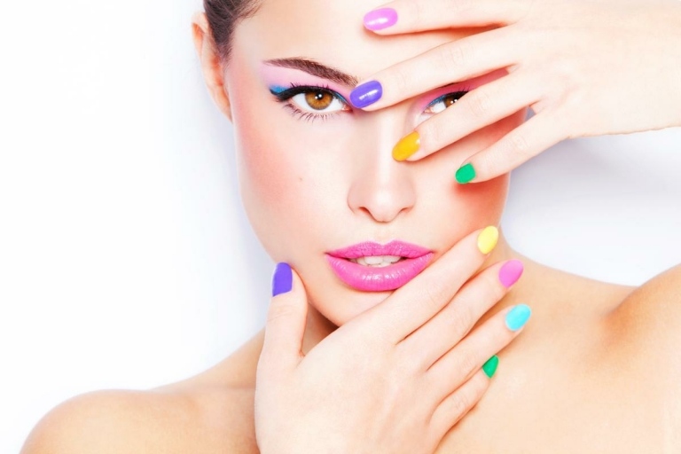 Pintar unhas com ideias em etapas simples para imitar