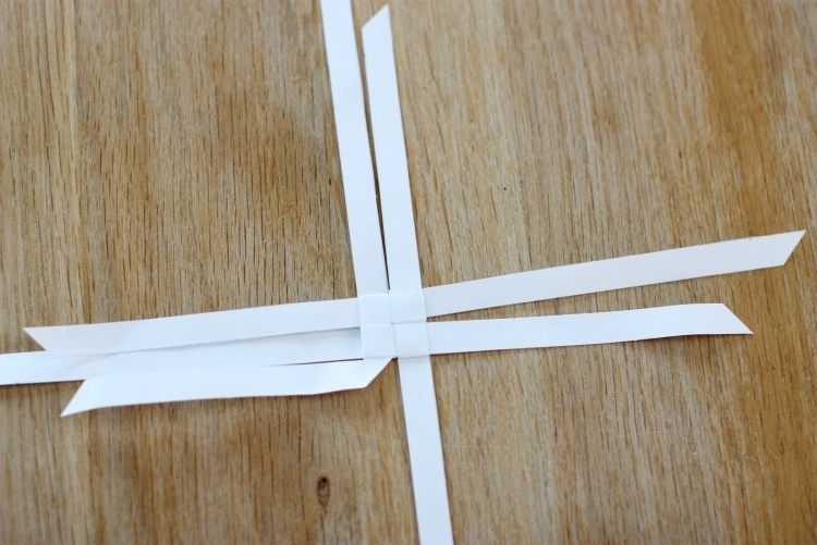 origami-natal-estrela-dobramento-instruções-froebelstern-white-paper-fold-diy