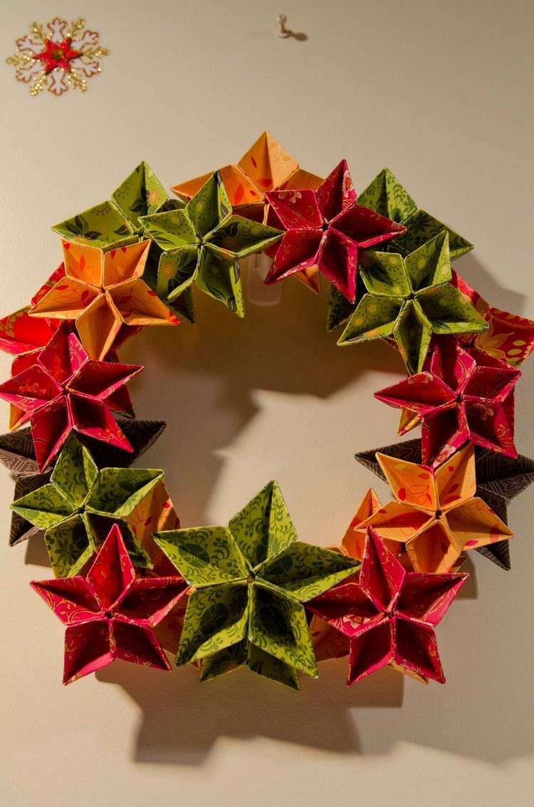 origami-natal-natal-grinalda-estrelas-verde-vermelho-laranja