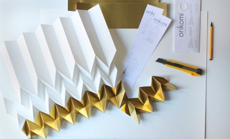 origami-lâmpada-diy-instruções-dobramento-papelão-corte-faca-desenho-ouro