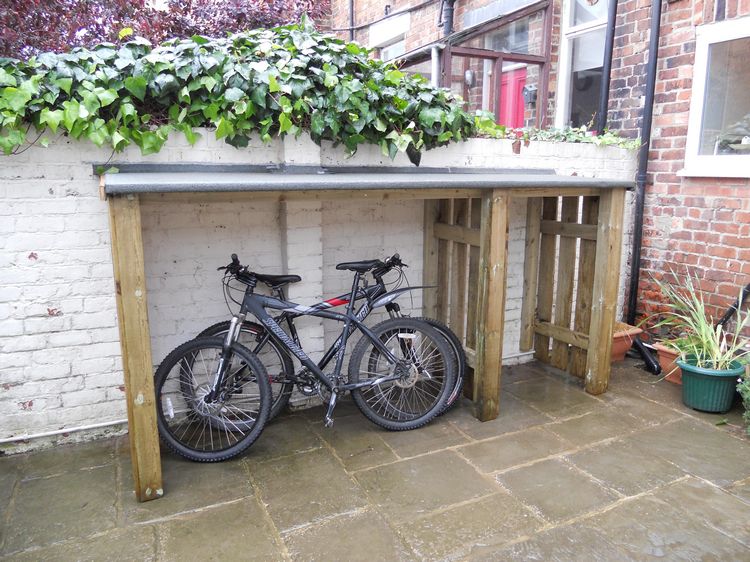Construir um depósito de bicicletas simples com paletes