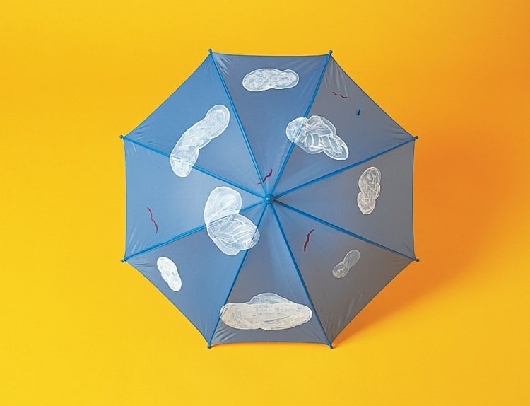 Páscoa artesanato-com-crianças-pintam-um-guarda-chuva-ideia bacana