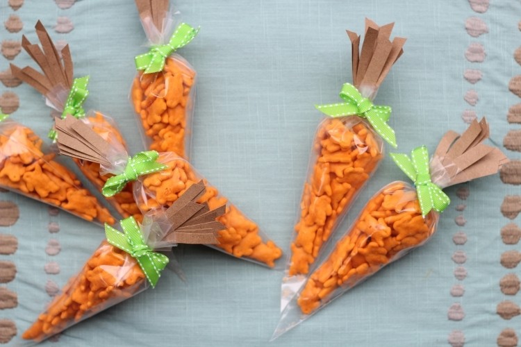 Páscoa-presentes-funil-doces-sacos-cenouras