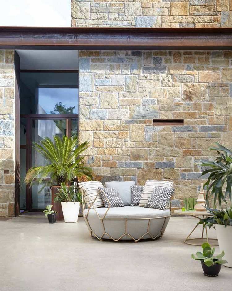 mobiliário de jardim exterior-bege-sofá-estrutura de aço-rattan