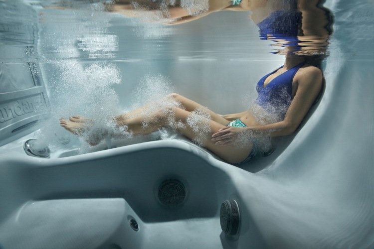 Outdoor whirlpool-system-subaqu-function-water-sprinkle-massage