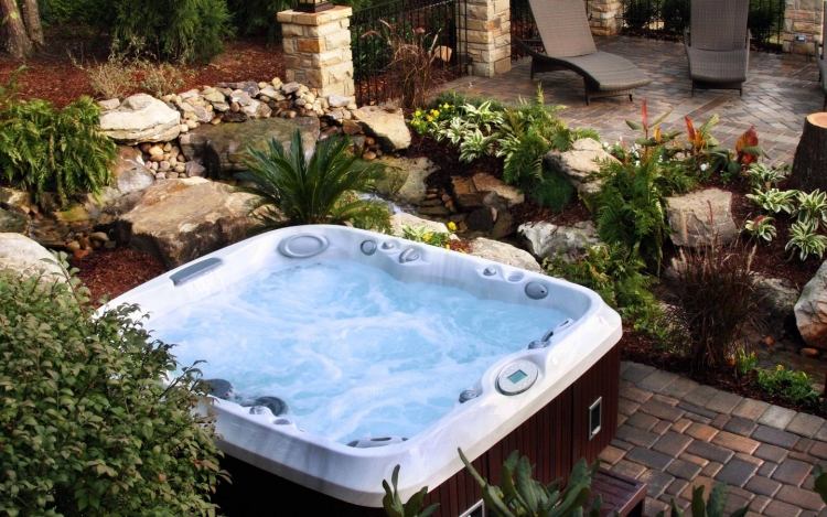 whirlpool-garden-outdoor-luxury-small-rock-plant-design-spruedel-water