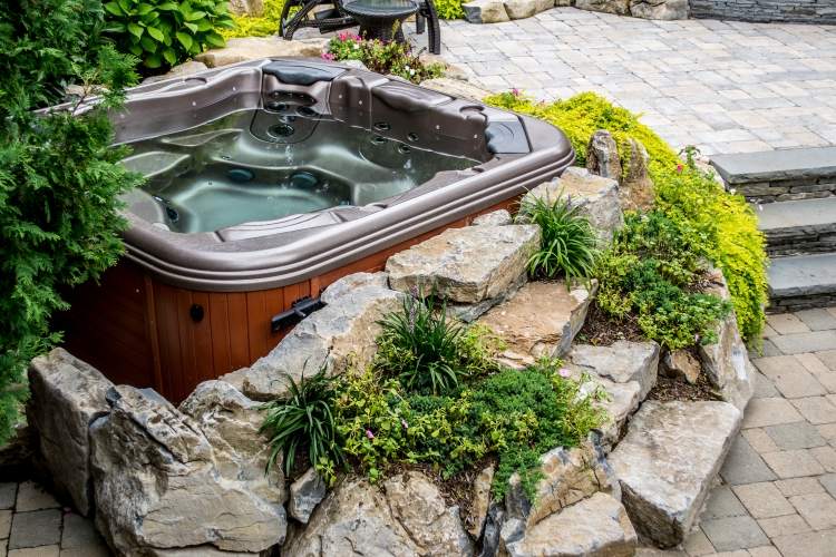 whirlpool-garden-grey-stone-installation-beautiful-step-step-cover-plants