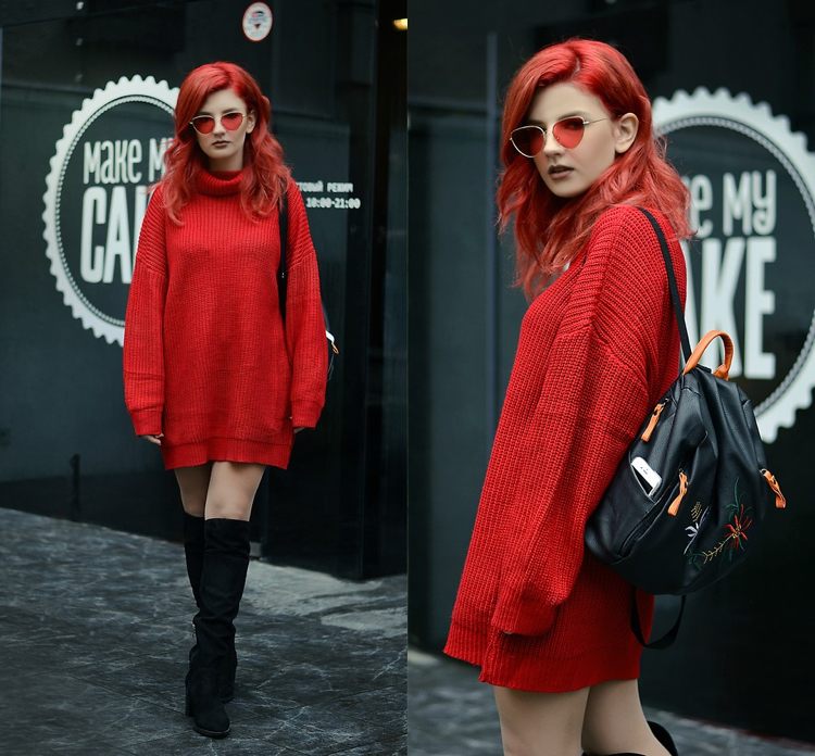 Vestido de camisola de tamanho grande em vermelho brilhante com joelhos e mochila