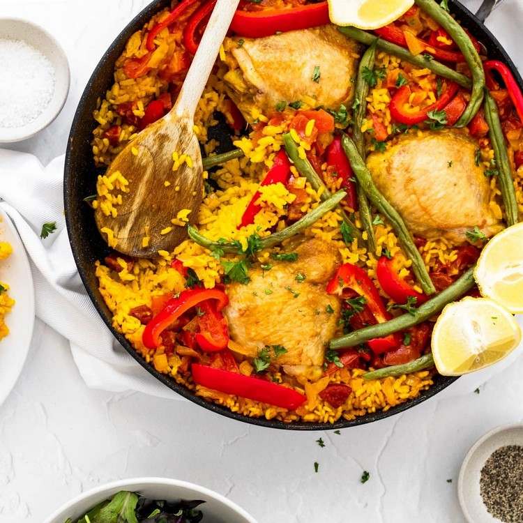 Receita de paella de frango Pratos de arroz com frango