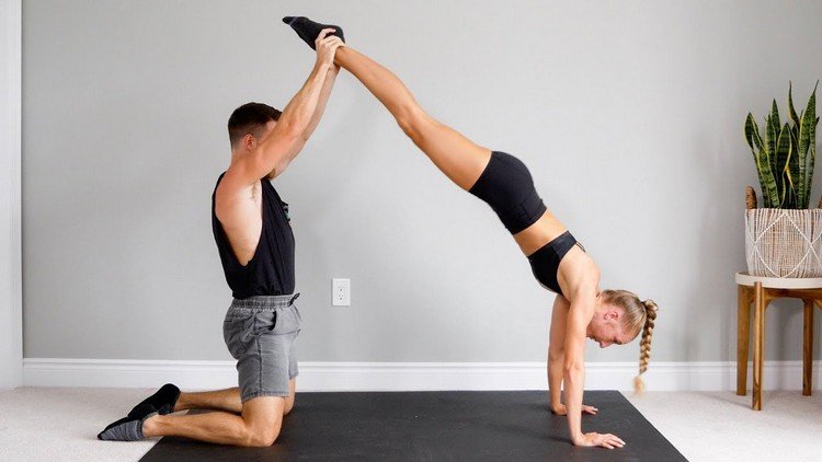 Treinar Juntos Benefícios Treinar para Dois Exercícios de treino para parceiros em casa