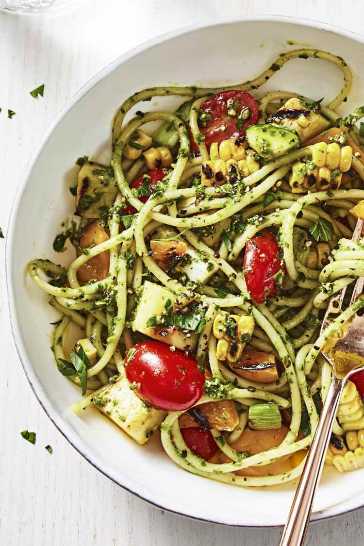 Pesto você mesmo faz receitas saudáveis ​​para perder peso no jantar macarrão de baixa caloria