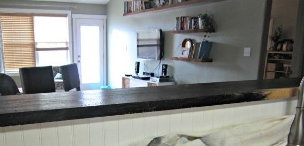 penny-worktop-kitchen-bar-black