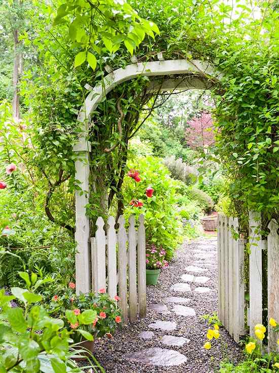 jardim aconchegante em estilo campestre criar pérgula