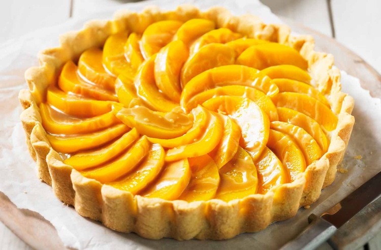Torta de Pêssego com Caramelo Prepare Receita para Sobremesa