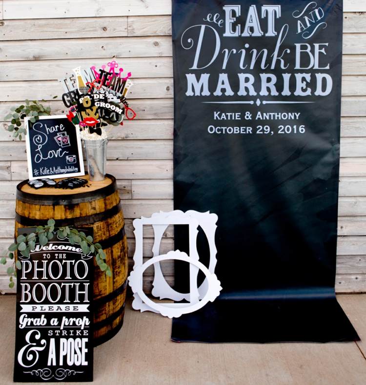 foto cabine de fundo casamento faça adereços