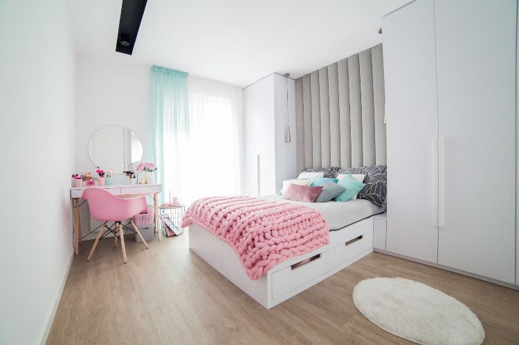 parede estofada no quarto painel de parede cama almofada encosto parede encosto almofada design tecido tecido lâmpada pendente bege aconchegante quarto infantil