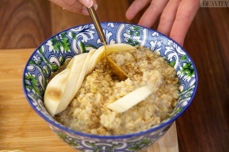 Quinoa mingau de canela gotas de chocolate maple surup aveia