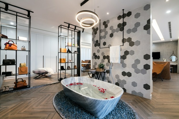banheiro moderno piso em parquet banheira vitoriana mármore a casa rústica