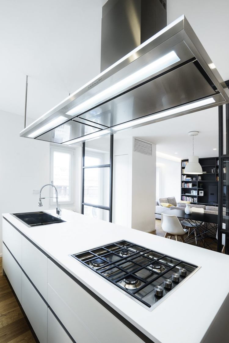 divisória da sala vidro aço cozinha cozinha ilha branco simples minimalista