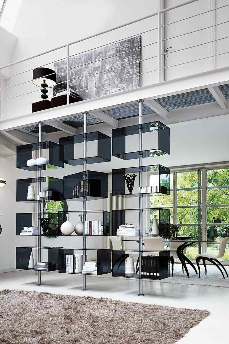 divisória da sala design prateleira de aço, vidro, caixas escuras, armazenamento