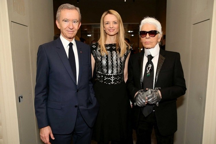 bernard arnault e delphine arnault com karl lagerfeld
