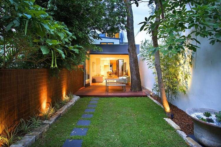 terraço-casa-jardim-design-estreito-jardim-ideias