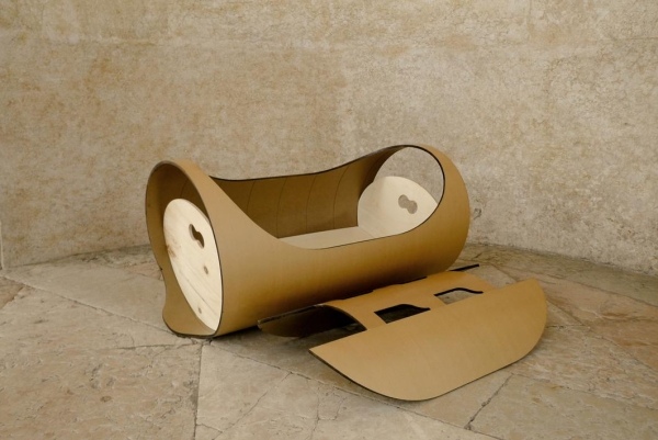 design de berço de bebê lulla cobertor aberto feito de materiais reciclados