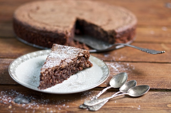 Receita de Bolo de Amêndoa de Chocolate Açúcar em Pó