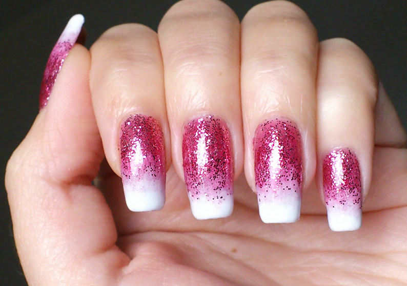 rosa-unha-faça-você-mesmo-unha-desenhos-ombre-rosa-branco-glitter