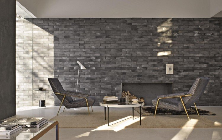 mesa lateral-redonda-reprodução-design clássico-lareira-parede de pedra natural-cinza-D.555.1-Gio-Ponti