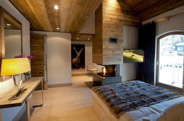 ideias de design de interiores rústico quarto lareira paredes interiores de madeira
