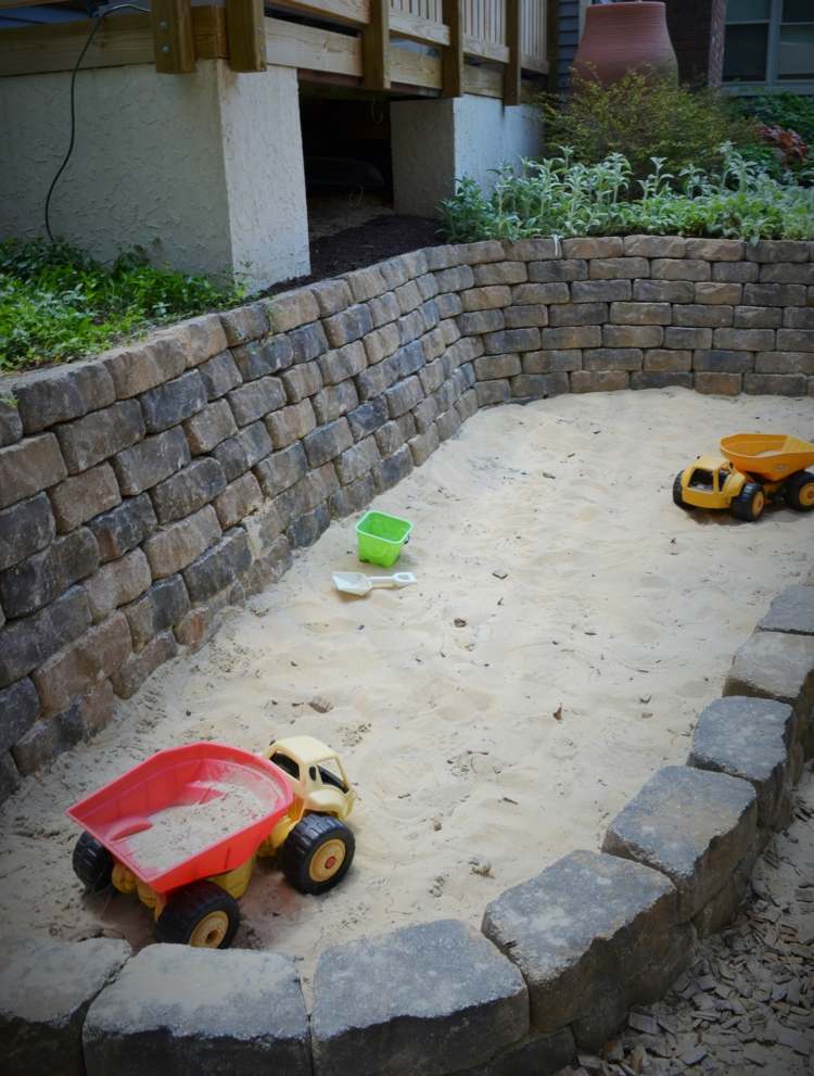 caixa de areia construa você mesmo carros-brinquedo-ideia-faça-você-mesmo