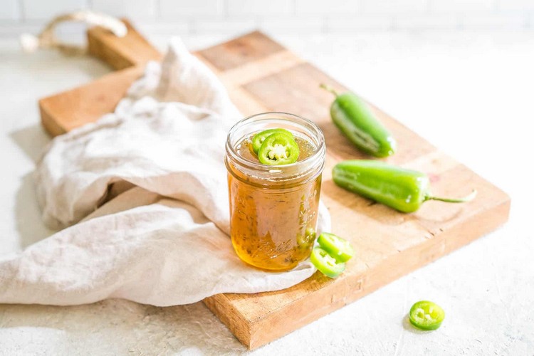 Receita de geléia de pimentão quente doce com jalapenos